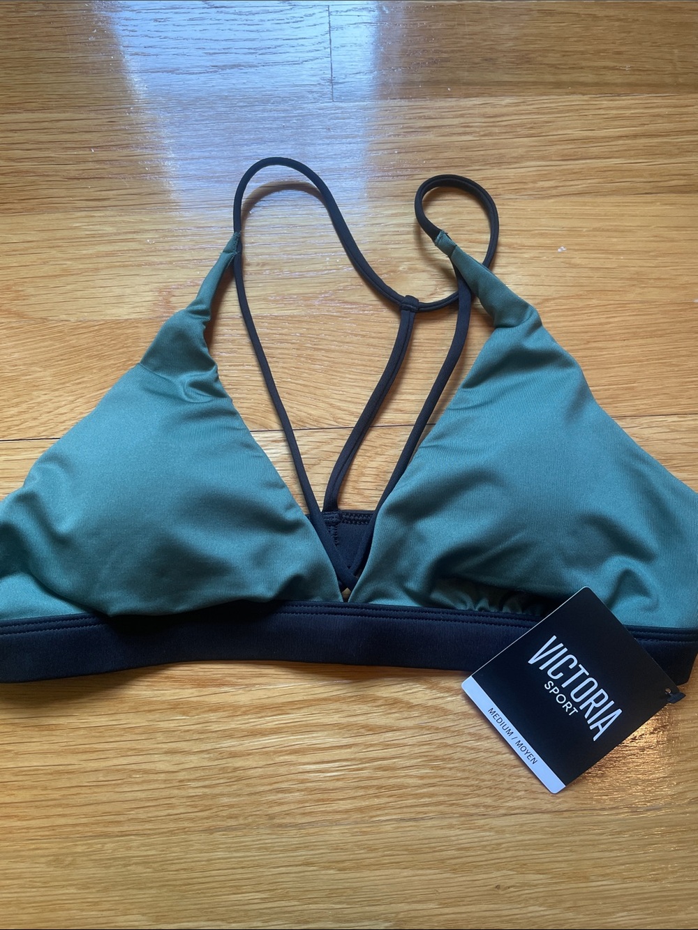 NWT New with Tags Victoria Sport Victorias Secret Light Green Strappy Sports Bra